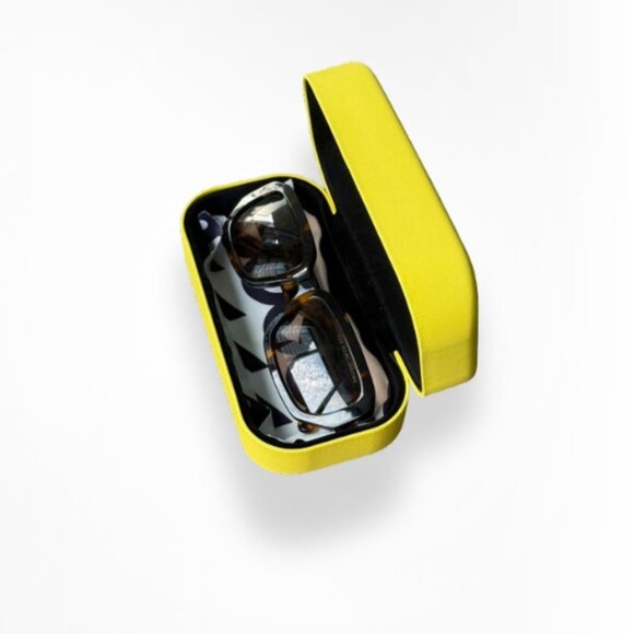 Marc Jacobs Woman Sunglasses - Picture 3 of 4